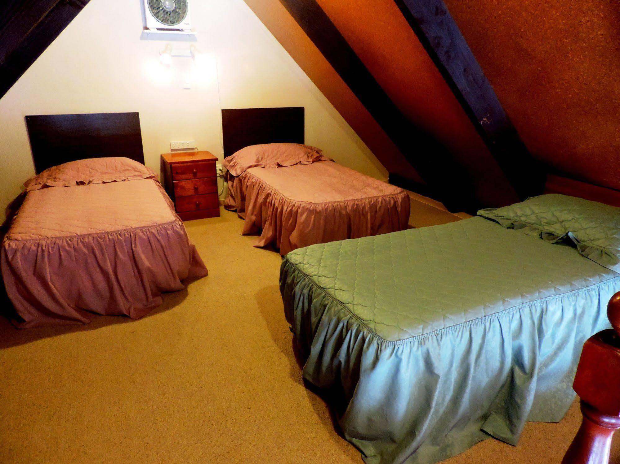 Settlers Motel Терейнджи Экстерьер фото